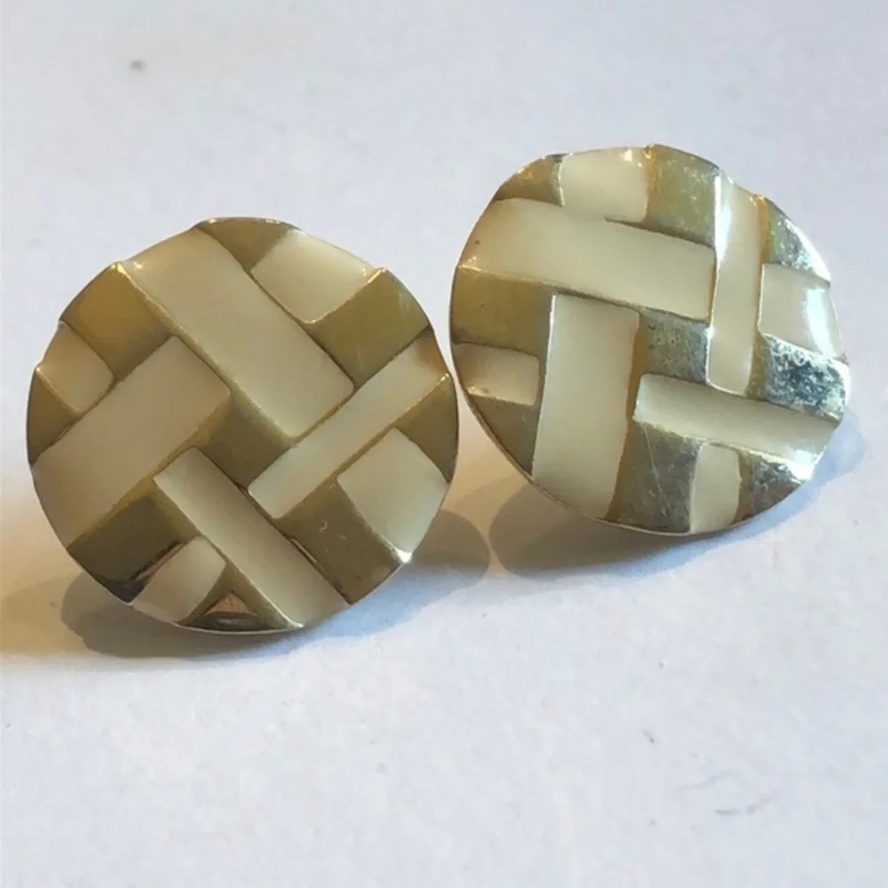 Vintage Gold Tone Round Enamel Pierced Earrings - Picture 3 of 4